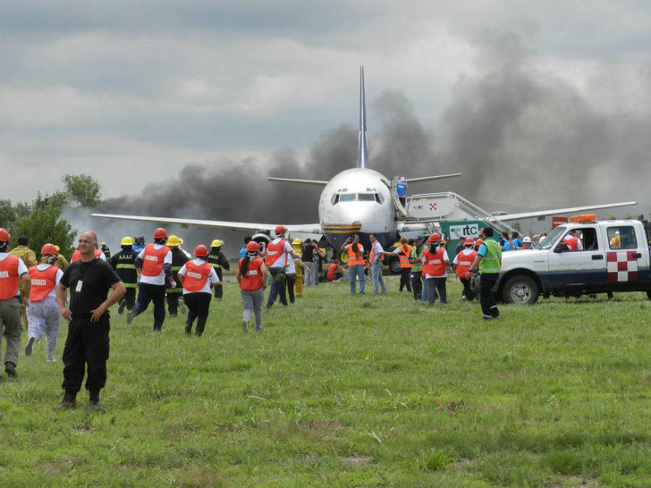 Simulacro en el Aeropuerto Internacional “Ing. Aer. Luis Ambrosio Taravella” de Córdoba